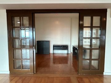 Spacious and Luxurious 3BR Condo for Rent in Legaspi Village Makati - Shang Grand Tower