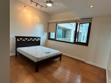 Spacious and Luxurious 3BR Condo for Rent in Legaspi Village Makati - Shang Grand Tower