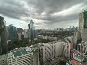 Spacious and Luxurious 3BR Condo for Rent in Legaspi Village Makati - Shang Grand Tower