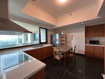 Spacious and Luxurious 3BR Condo for Rent in Legaspi Village Makati - Shang Grand Tower