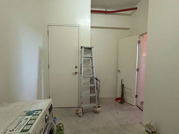 Spacious and Luxurious 3BR Condo for Rent in Legaspi Village Makati - Shang Grand Tower