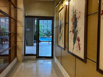 Spacious and Luxurious 3BR Condo for Rent in Legaspi Village Makati - Shang Grand Tower