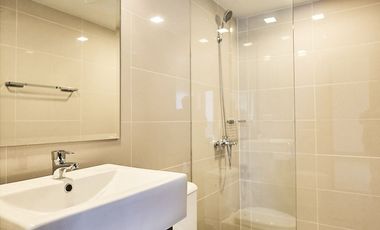 BRYANTPARKLANE06XW: For Rent Semi Furnished Studio with Balcony in Bryant Parklane