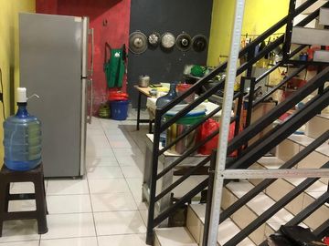 RUKO 3,5 LANTAI di Jl. Sungai Limboto, Makassar! SHM, Ada RBW, Hanya Rp3,5 Miliar!