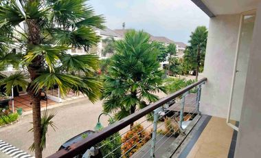 Rumah di Jalan Boulevard Rancamaya Golf Bogor