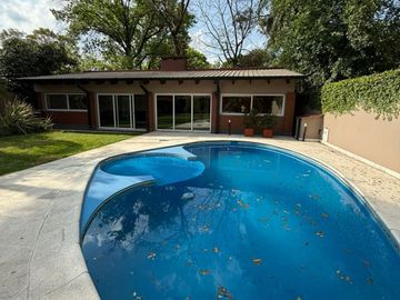 VENTA CASERON EN INMEJORABLE ZONA YERBA BUENA