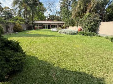 VENTA CASERON EN INMEJORABLE ZONA YERBA BUENA