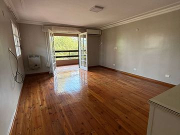 VENTA CASERON EN INMEJORABLE ZONA YERBA BUENA