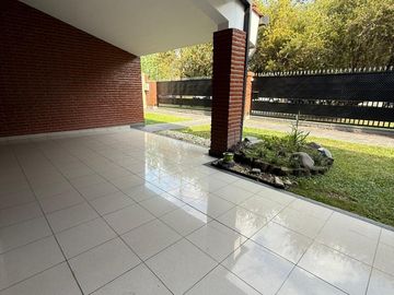 VENTA CASERON EN INMEJORABLE ZONA YERBA BUENA