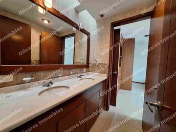 CASA EN VENTA CLUSTER 888; LOMAS DE ANGELOPOLIS 1, PUEBLA