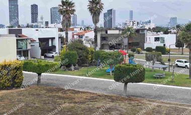 CASA EN VENTA CLUSTER 888; LOMAS DE ANGELOPOLIS 1, PUEBLA