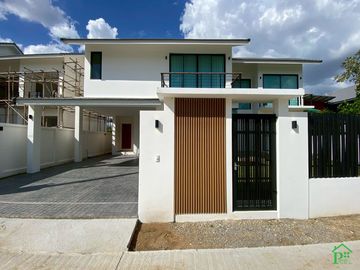 Newly Built House for Sale near the City Partly Furnished  at Pa Daet