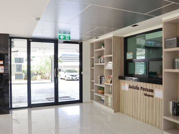 Sell Palm Spring Nimman Royal Condo 2nd Floor