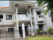 Dijual Rumah di Graha Family Surabaya Barat