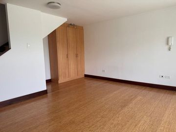 departamento amplio de venta en quito