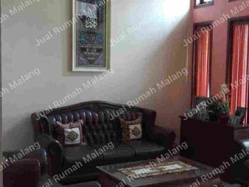 Dijual Cepat Rumah Bagus Siap Huni Gayungan Surabaya dekat Masjid Al Akbar