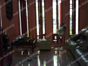 Dijual Cepat Rumah Bagus Siap Huni Gayungan Surabaya dekat Masjid Al Akbar