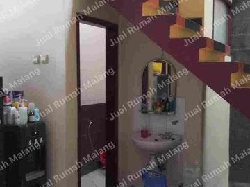 Dijual Cepat Rumah Bagus Siap Huni Gayungan Surabaya dekat Masjid Al Akbar