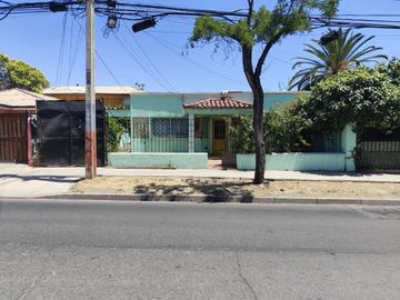 Venta De Casa En Sector De Santiago
