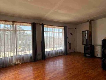 Gran  oportunidad se vende Casa a minutos centro de Villa Alemana