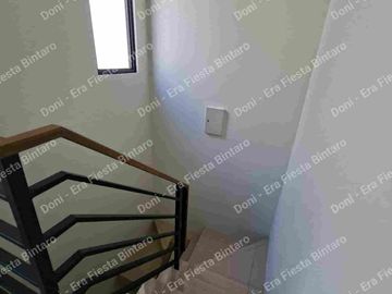 Di Jual / Disewakan Rumah Baru 2 lantai di Summarecon Crown Gading, Bekasi