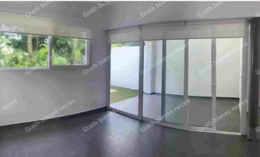 RENTA DE CASA EN PRIVADA ALTOZANO MERIDA
