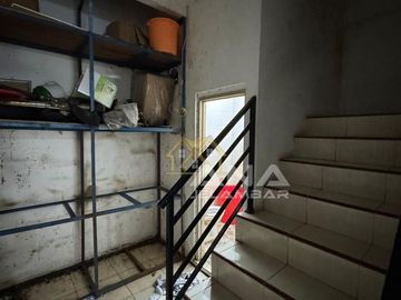 ANA RUMAH KOST UK 4X20M DI JELAMBAR