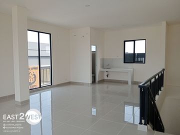 Jual Ruko Hampton Avenue Gading Serpong Tangerang Siap Pakai Bagus Nyaman Lokasi Super Strategis