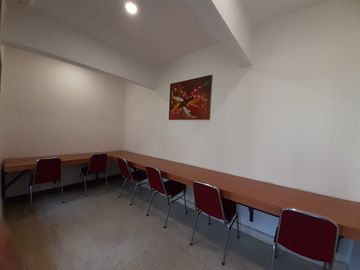 Disewakan Ruang Kantor/Usaha bulanan fasilitas lengkap,lokasi Dago Bandung