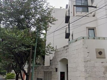 CASA EN SUPER  OPORTUNIDAD, UBICADA EN Calz. Gral. Anaya, San Diego Churubusco, EN REMATE BANCARIO