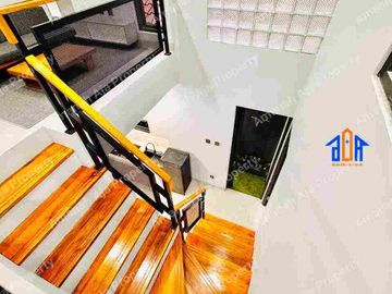 Rooftop Lega Furnished 900 Meter Ke Gerbang Tol