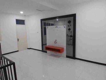 Ruko Bagus Strategis 3 lantai Kosambi Baru JKT brt