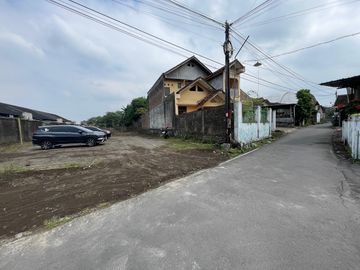 Dekat Kampus UGM, Tanah di Jakal km 8; Siap AJB
