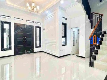 Rumah Mewah Siap Huni Dalam Komplek Perumahan Maharaja