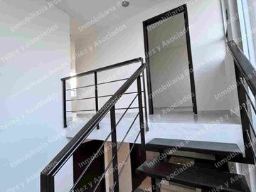 Casa en Venta en Fraccionamiento Lomas Del Valle, sobre 24 sur cerca de Periférico y Valsequillo, Puebla