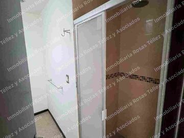 Casa en Venta en Fraccionamiento Lomas Del Valle, sobre 24 sur cerca de Periférico y Valsequillo, Puebla