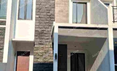 Rumah Ready Stock Di Cluster Unicorn Dekat Summarecon Crown Gading