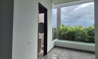 SIGNATURE HOME CITRALAND – WATERFRONT Luxury Modern Living