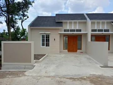 Jual rumah minimalis 1 lantai di Ujungberung Komplek taruna bandung