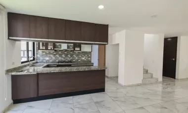 Casa en Venta en Morillotla Ubicada en Fraccionamiento, Excelente Opción con Ubicación Privilegiada