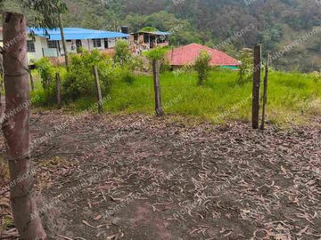 ✨ Paraíso Natural con Cascada junto al Parque Chicaque – Ideal para Glamping y Turismo Ecológico