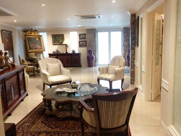 Rumah 3 Lantai di Senayan Kebayoran Baru Dekat SCBD dan Senopati