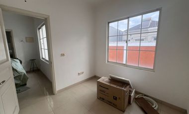 Rumah Green Lake Dijual Harga Murah Siap Huni Dibawah Pasaran Jakarta Barat