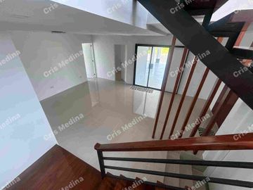 Brand New House and Lot in Tagaytay Heights for Sale