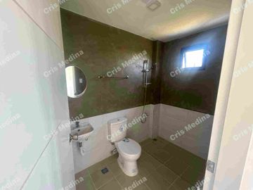 Brand New House and Lot in Tagaytay Heights for Sale