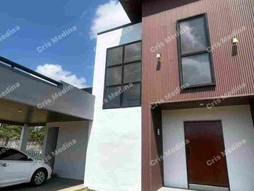 Brand New House and Lot in Tagaytay Heights for Sale