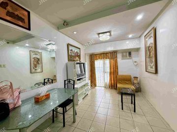 FOR SALE!! 2-BEDROOMS w/ Balcony