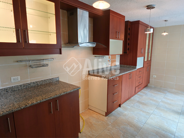 Casa de venta en Santa Lucía Norte de Quito