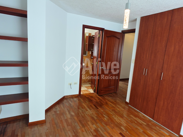 Casa de venta en Santa Lucía Norte de Quito