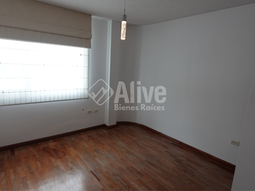 Casa de venta en Santa Lucía Norte de Quito